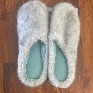 ❤️3 for!❤️ Cozy Gray Women's Slippers ❤️